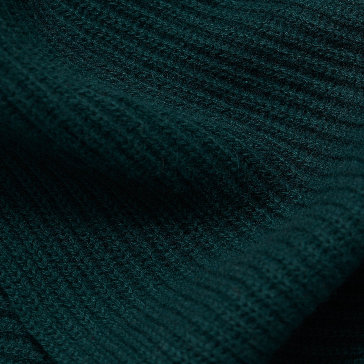 Signature Cashmere Ribbed Scarf