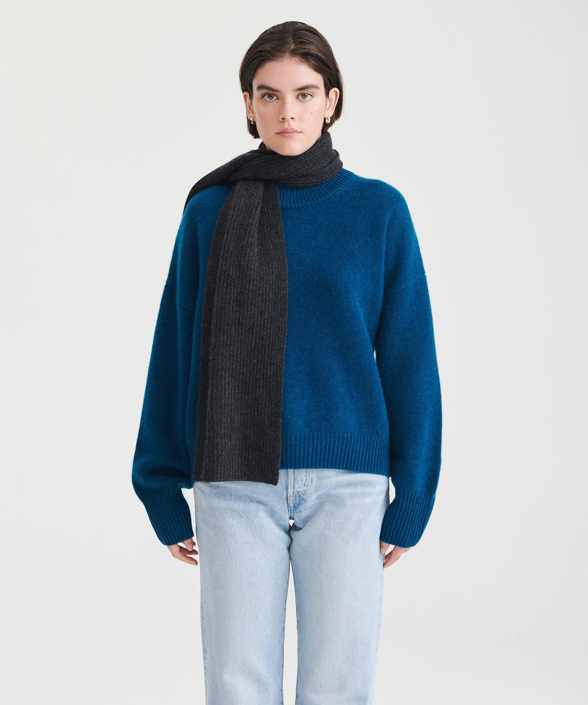 Signature Cashmere Ribbed Scarf