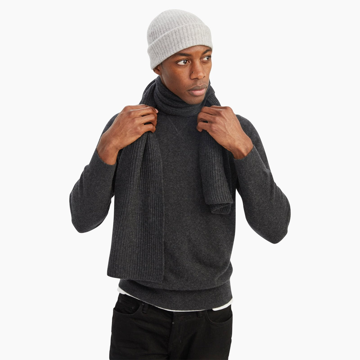 Signature Cashmere Ribbed Scarf