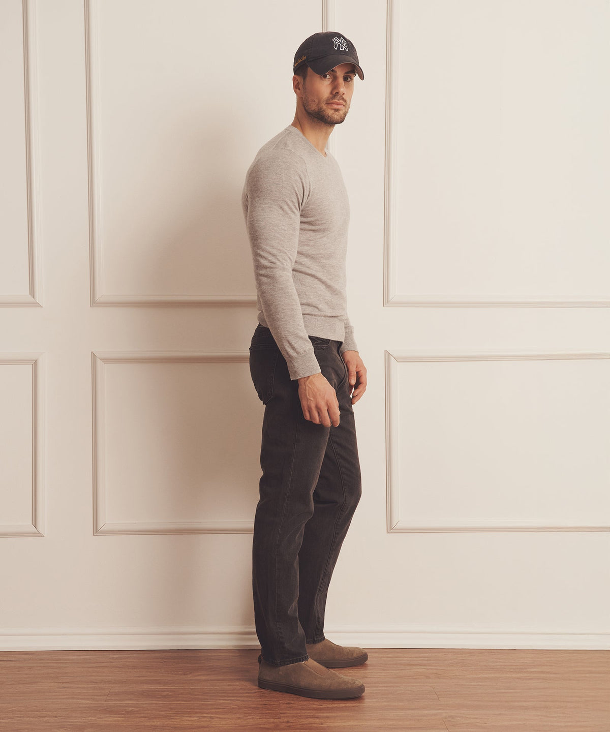Super Fine Cashmere Long Sleeve Crewneck