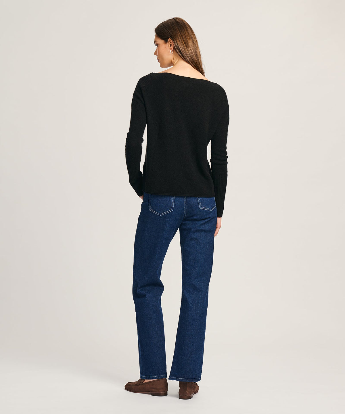 Lightweight Cashmere Boatneck Sweater