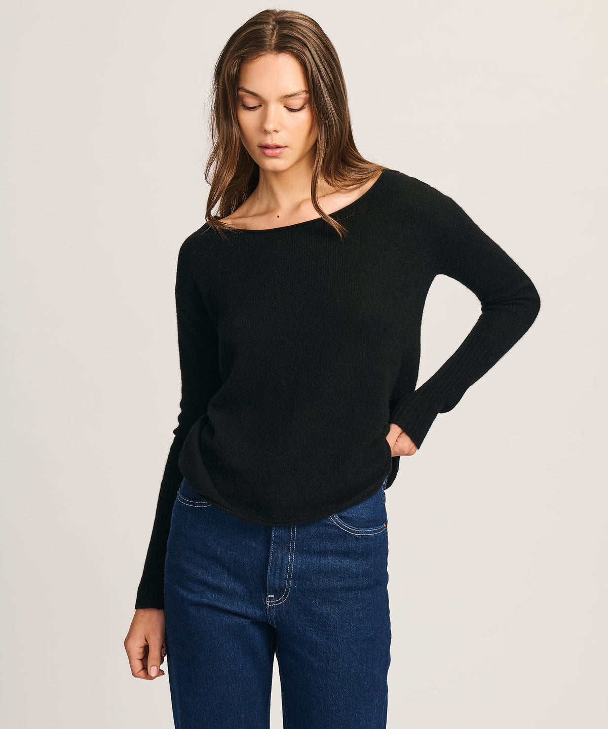 Lightweight Cashmere Boatneck Sweater
