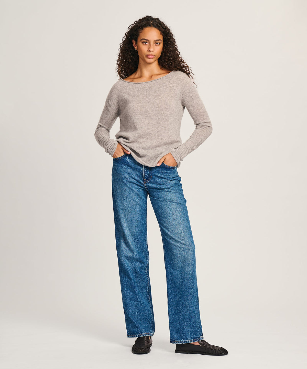 Lightweight Cashmere Boatneck Sweater