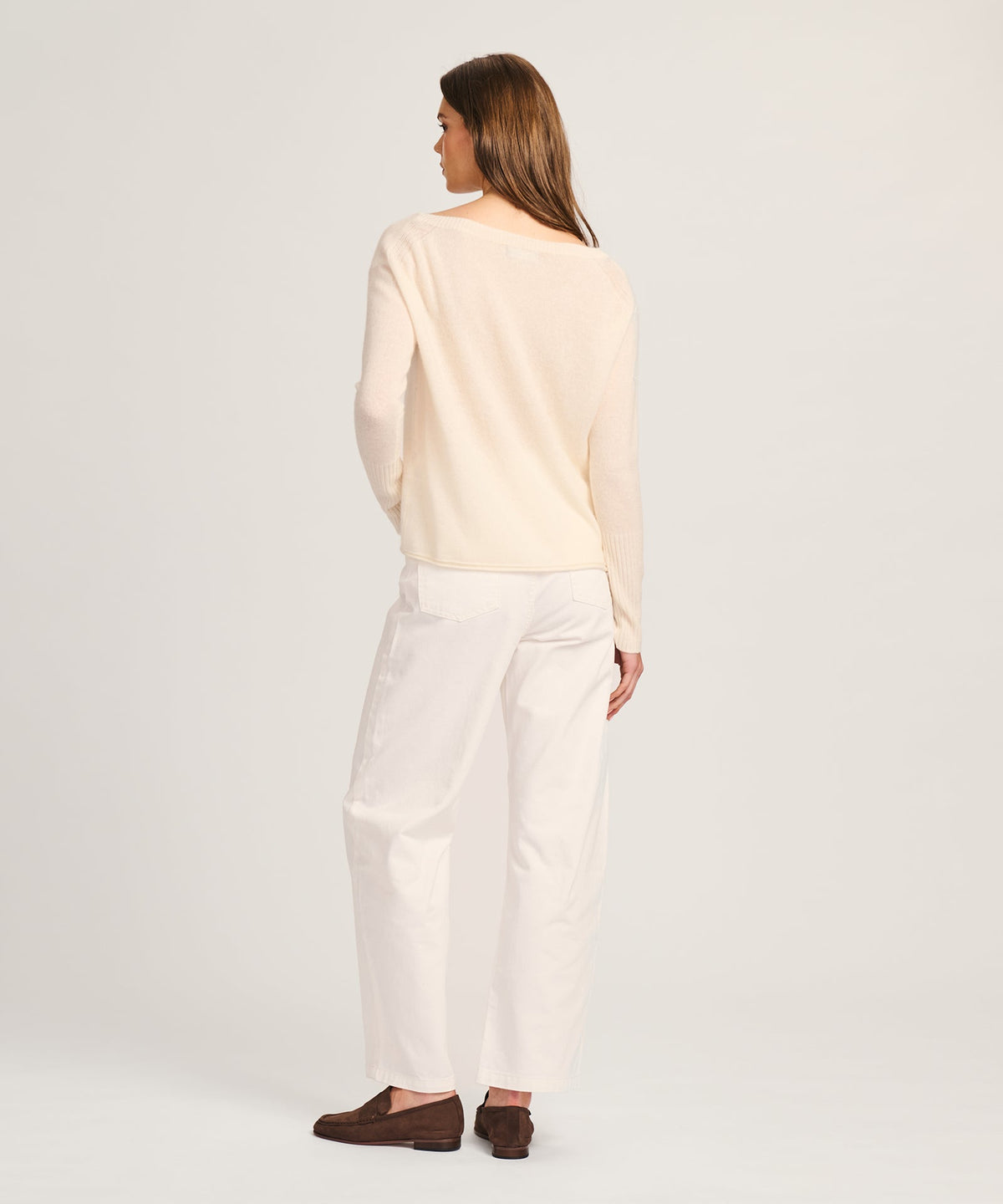 Lightweight Cashmere Boatneck Sweater