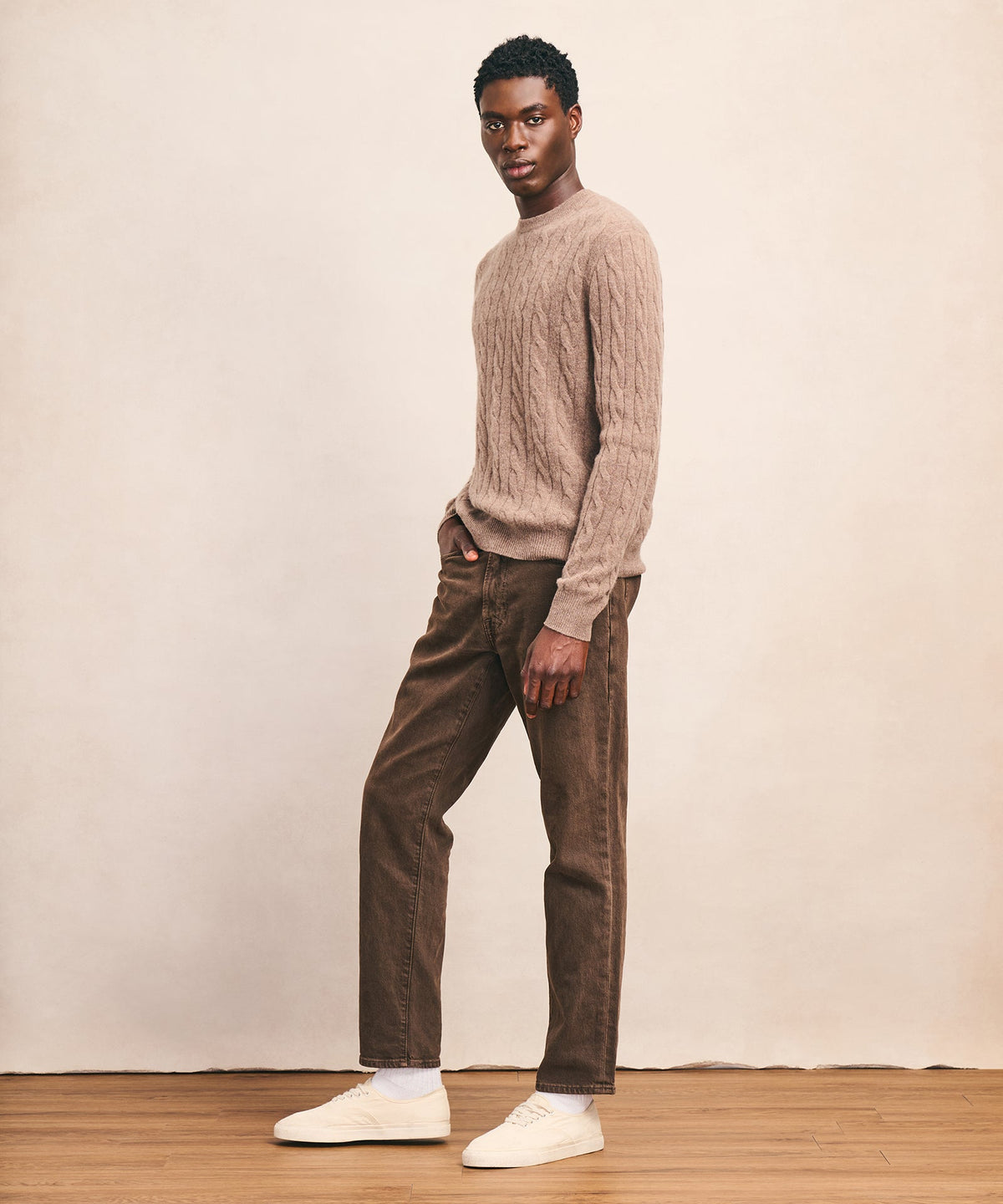 Lightweight Cashmere Cable Crewneck Sweater