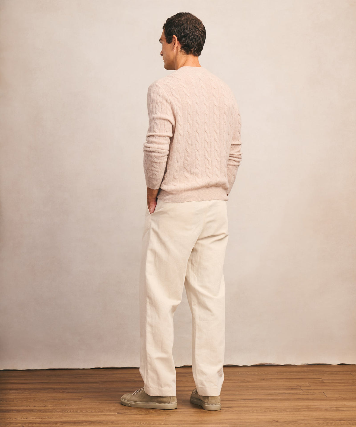 Lightweight Cashmere Cable Crewneck Sweater