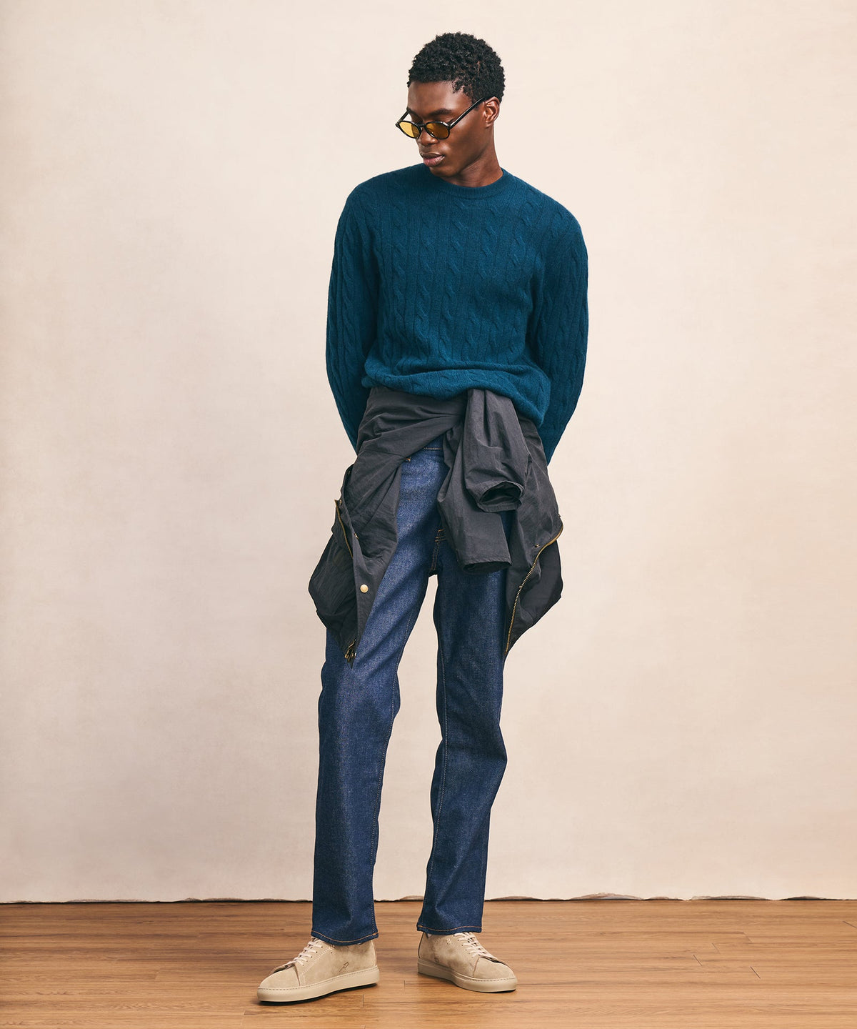 Lightweight Cashmere Cable Crewneck Sweater