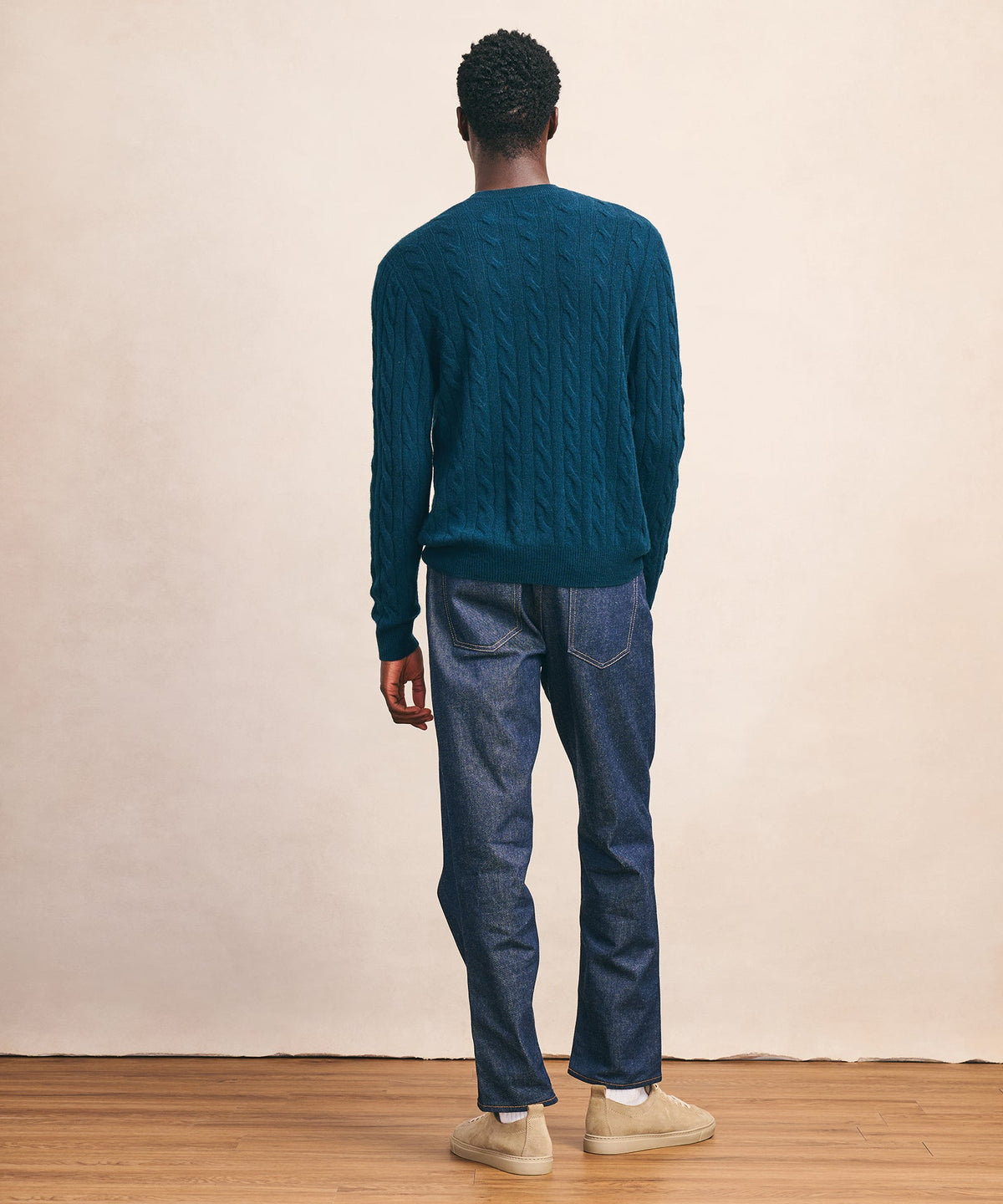 Lightweight Cashmere Cable Crewneck Sweater