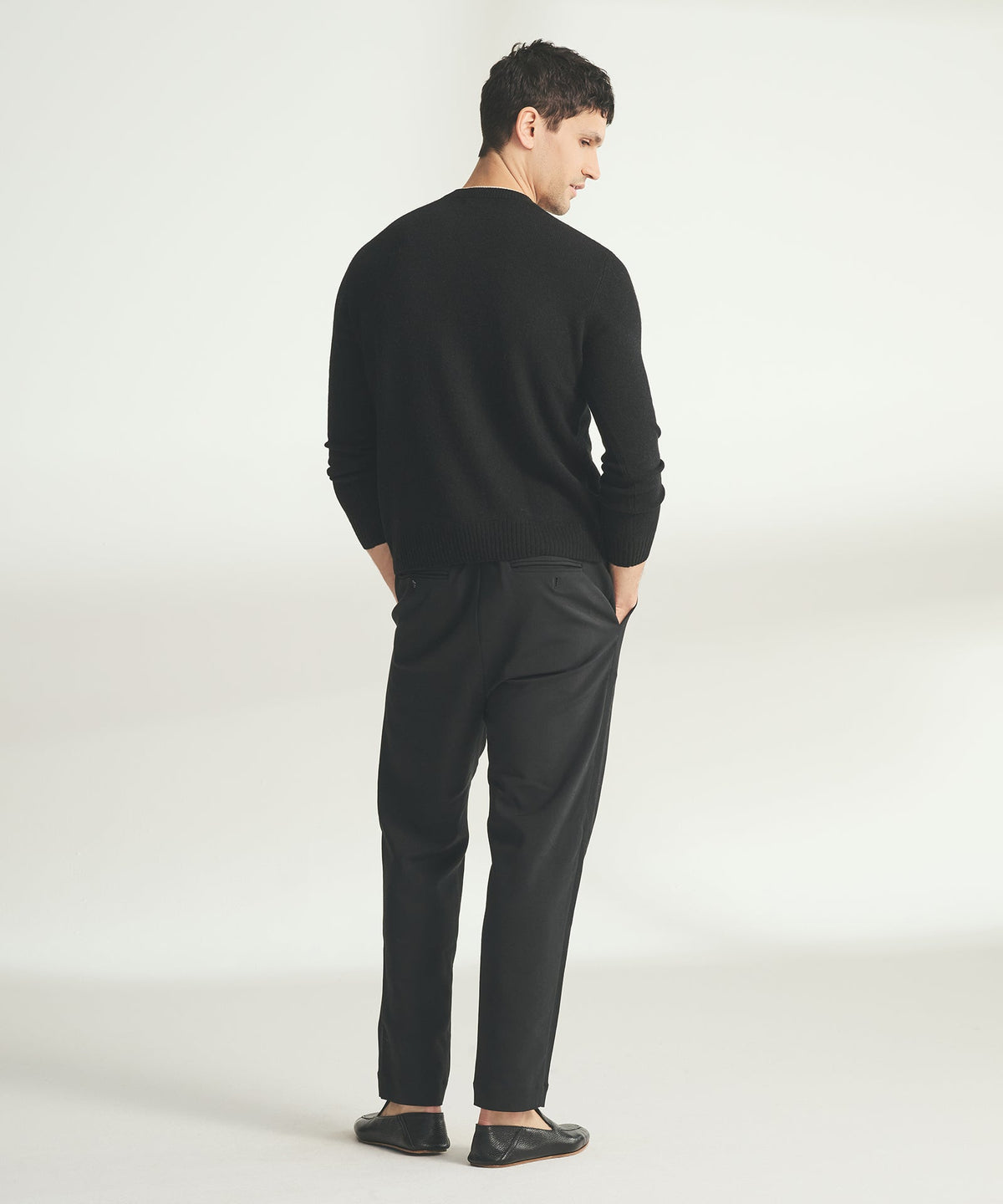 Lightweight Cashmere Contrast Trim Crewneck Sweater