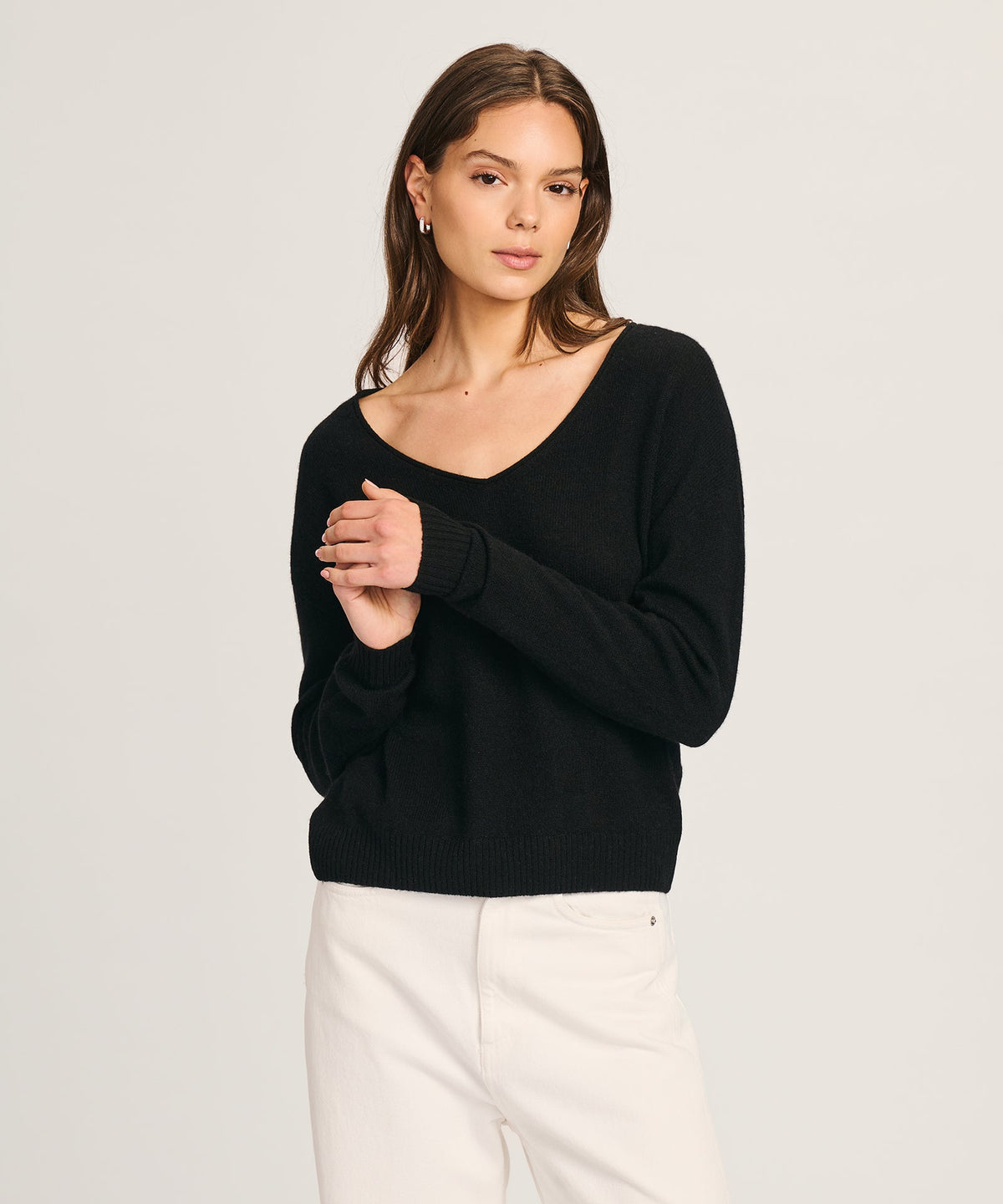 Lightweight Cashmere V-Neck Sweater