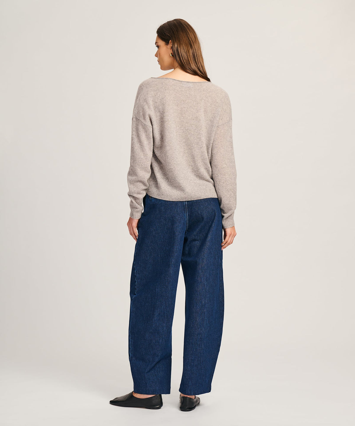 Lightweight Cashmere V-Neck Sweater