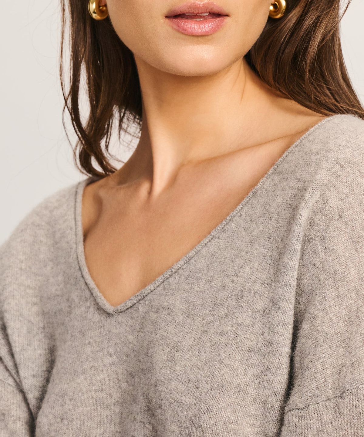 Lightweight Cashmere V-Neck Sweater