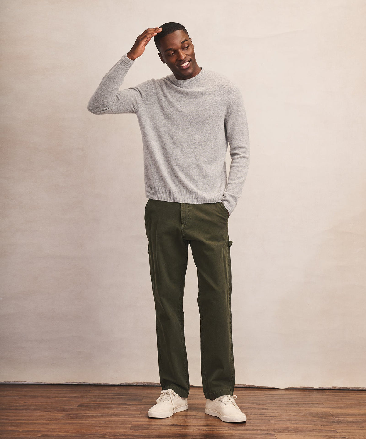 Lightweight Cashmere Crewneck Sweater