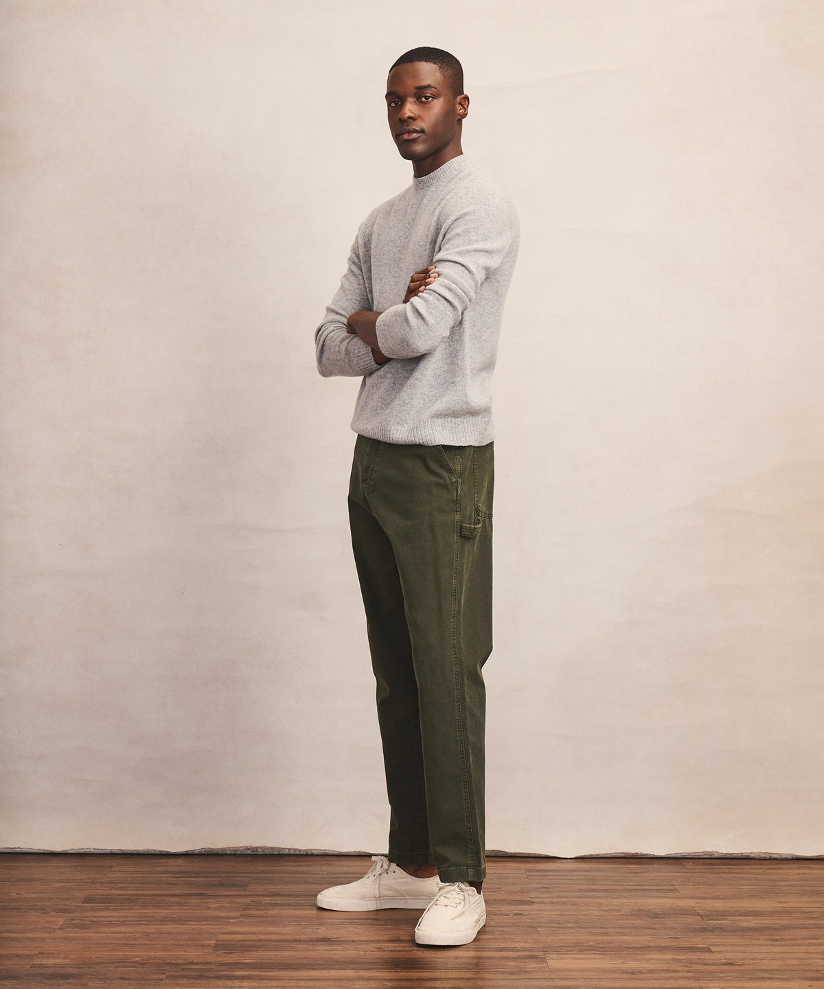 Lightweight Cashmere Crewneck Sweater