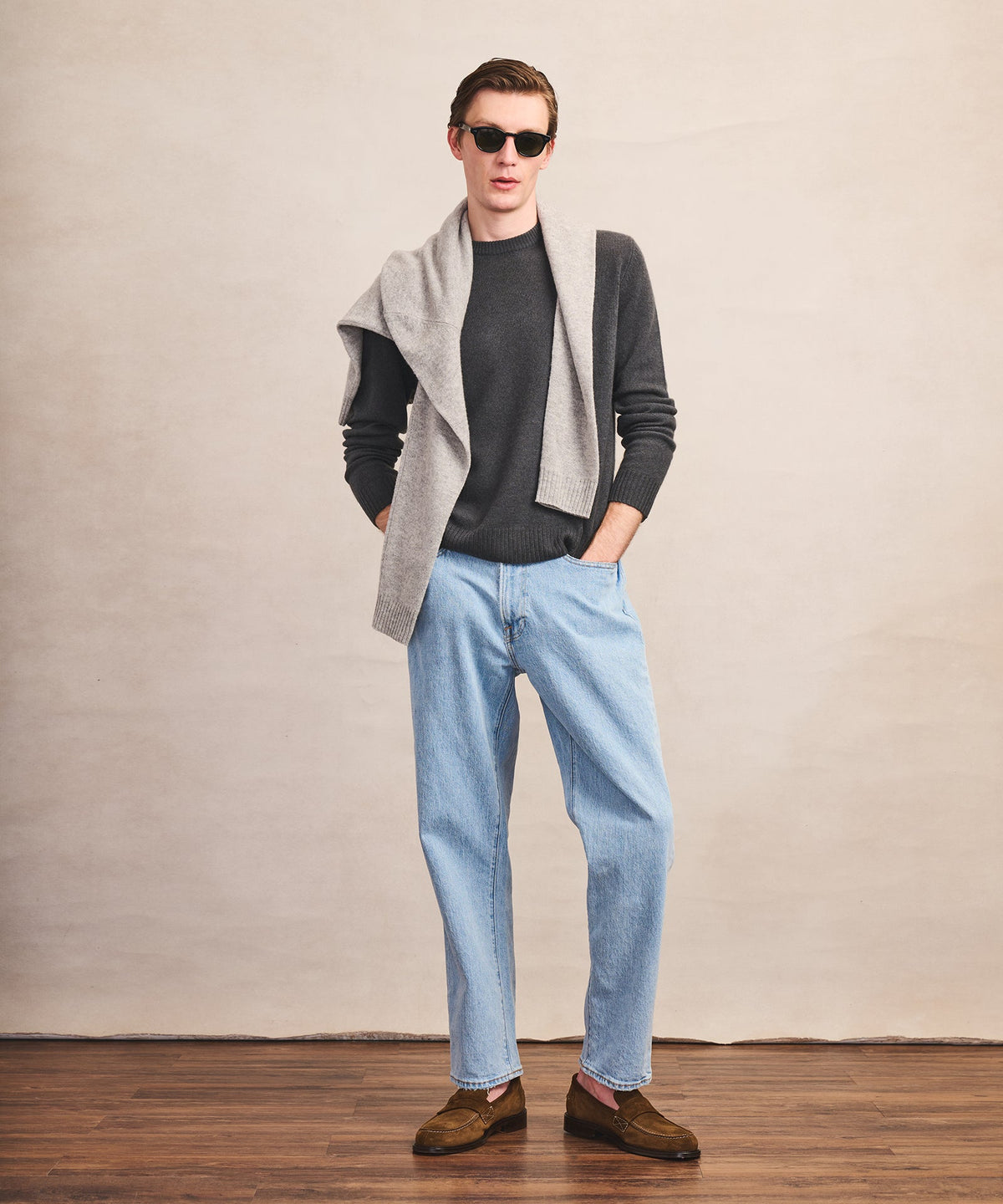 Lightweight Cashmere Crewneck Sweater