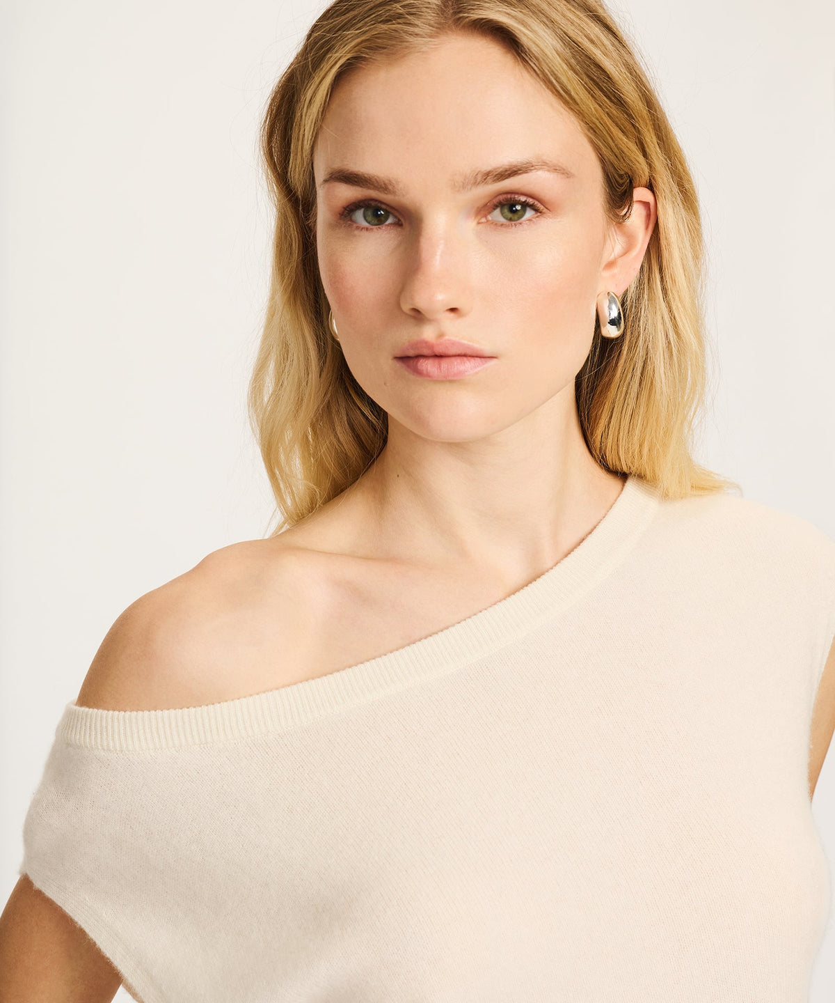 Lightweight Cashmere Off The Shoulder Tank