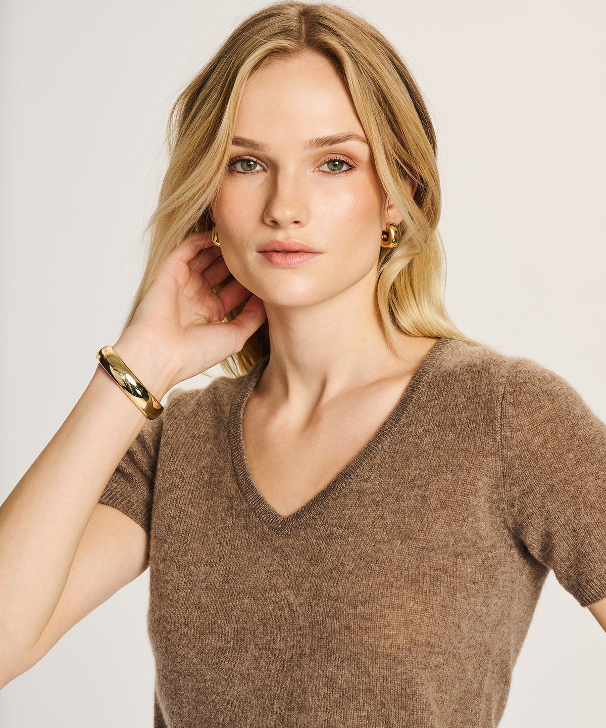 Lightweight Cashmere Short Sleeve V-Neck Sweater
