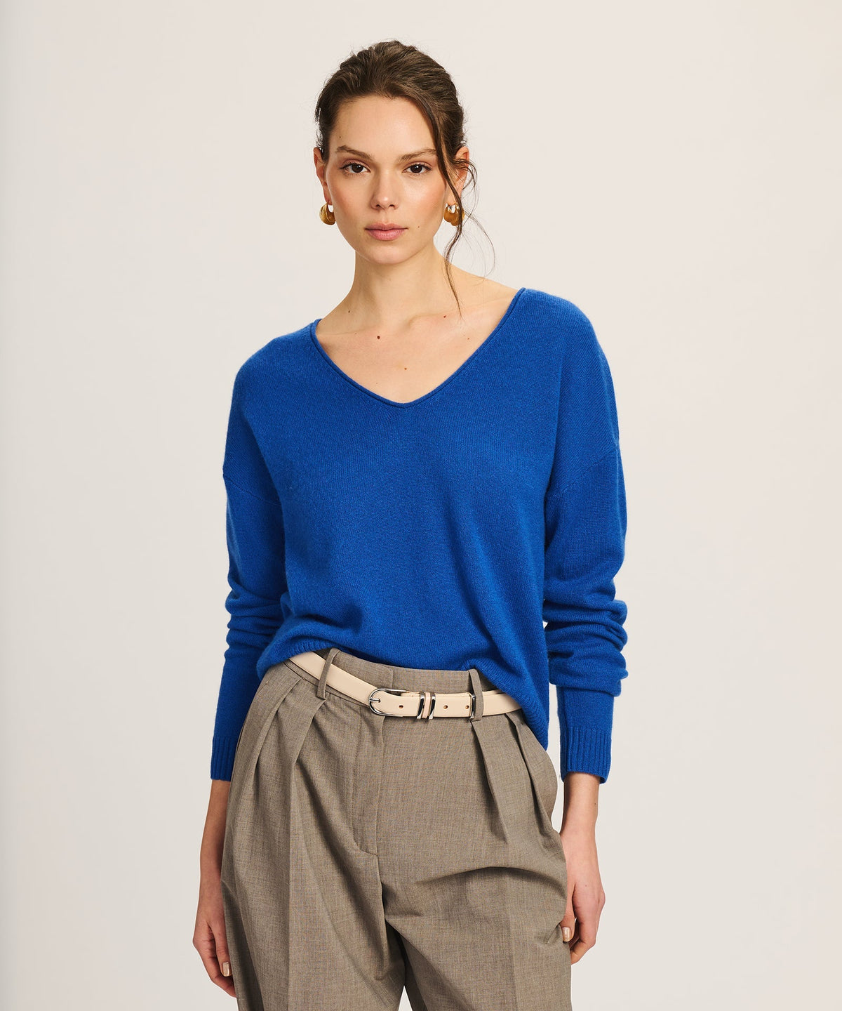 Lightweight Cashmere V-Neck Sweater