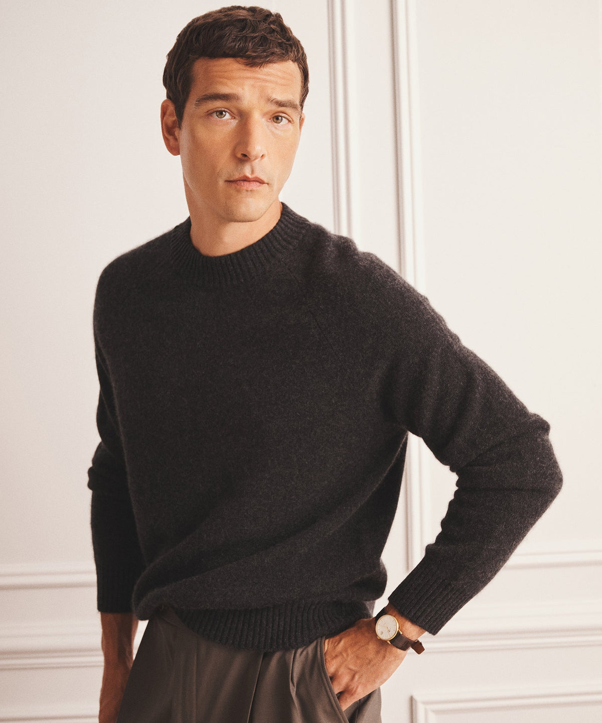 Luxe Cashmere Raglan Crewneck