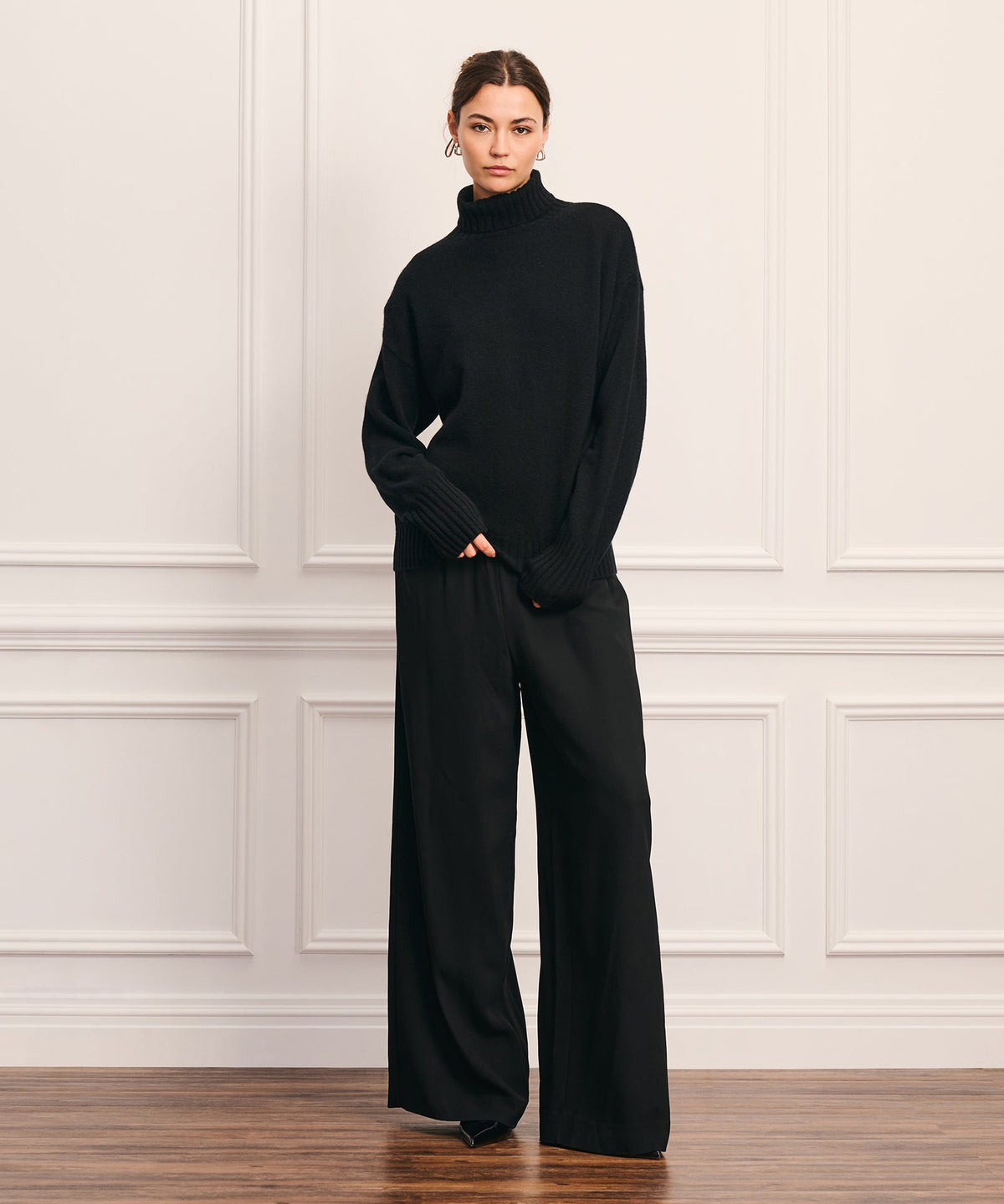Luxe Cashmere Turtleneck Sweater