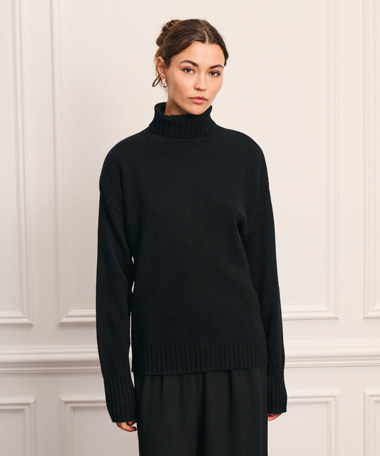 Luxe Cashmere Turtleneck Sweater