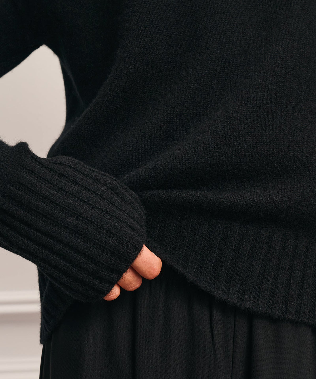 Luxe Cashmere Turtleneck Sweater