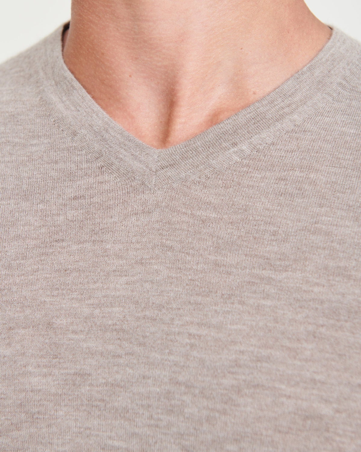 Super Fine Cashmere Long Sleeve V-Neck
