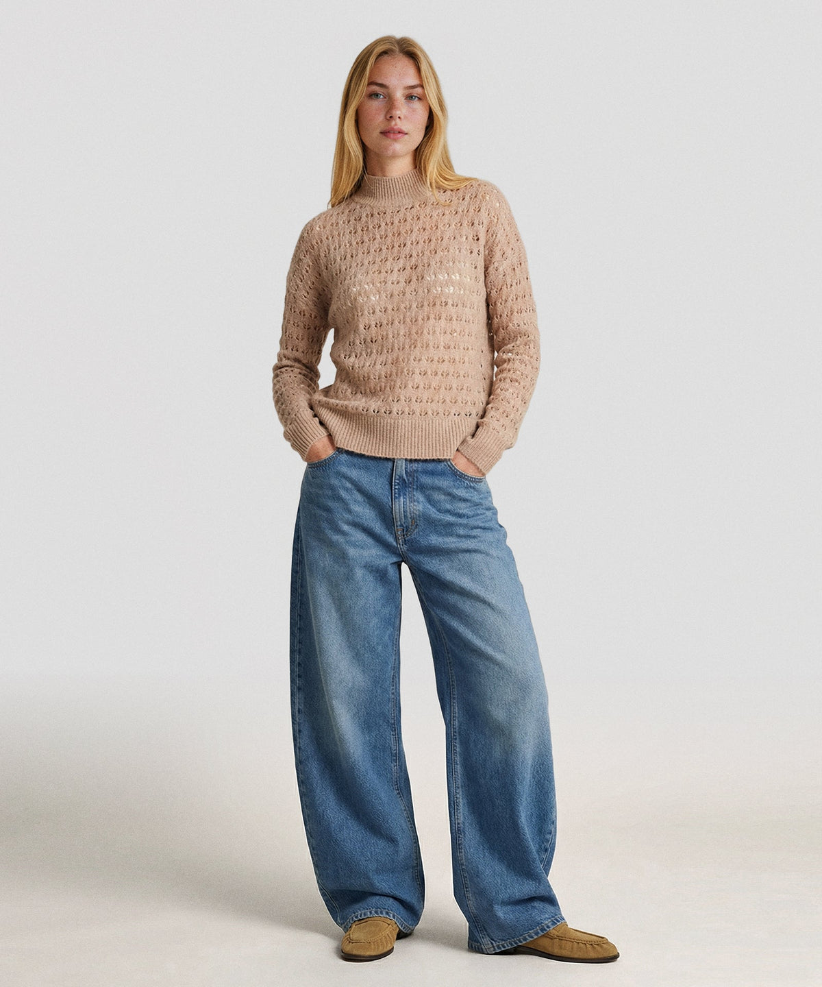 Lightweight Cashmere Pointelle Turtleneck Sweater
