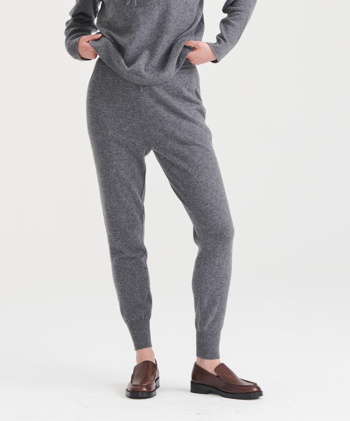 Signature Cashmere Jogger