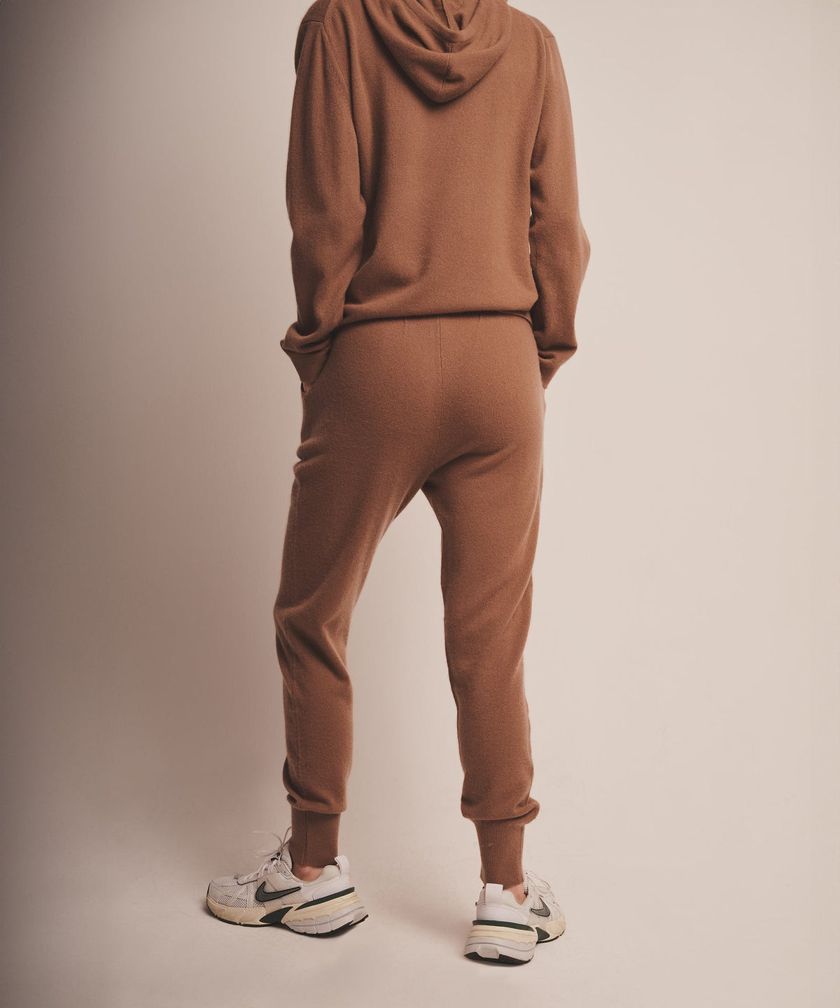 Signature Cashmere Jogger