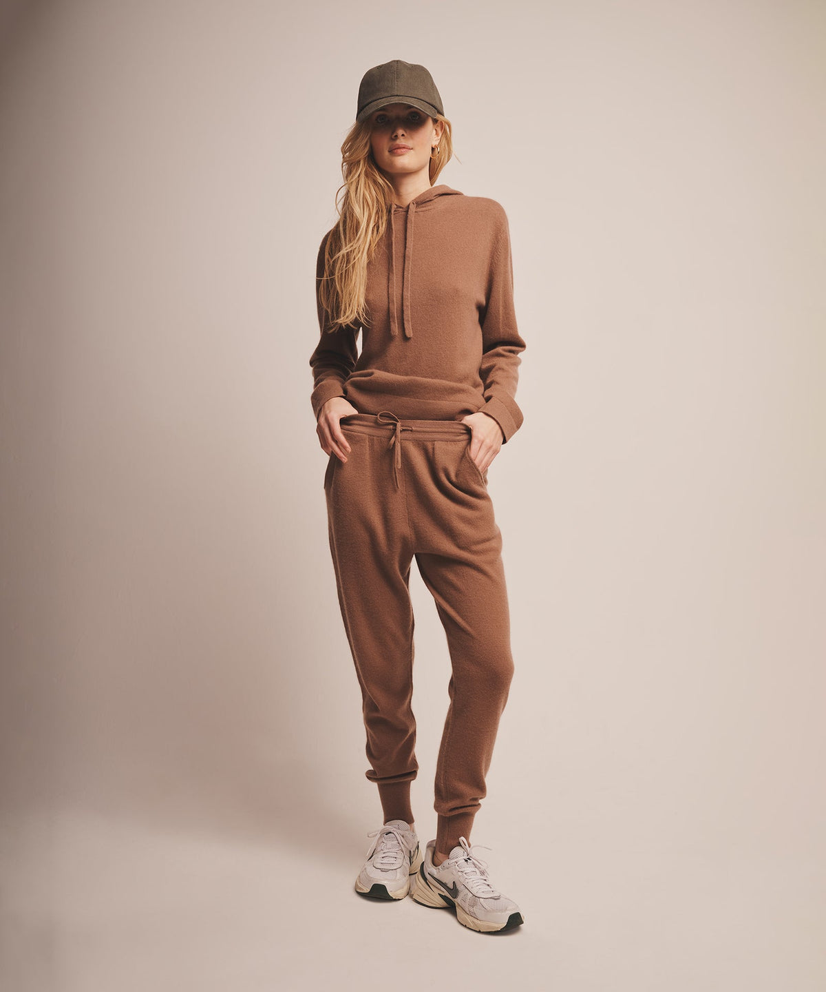 Signature Cashmere Jogger