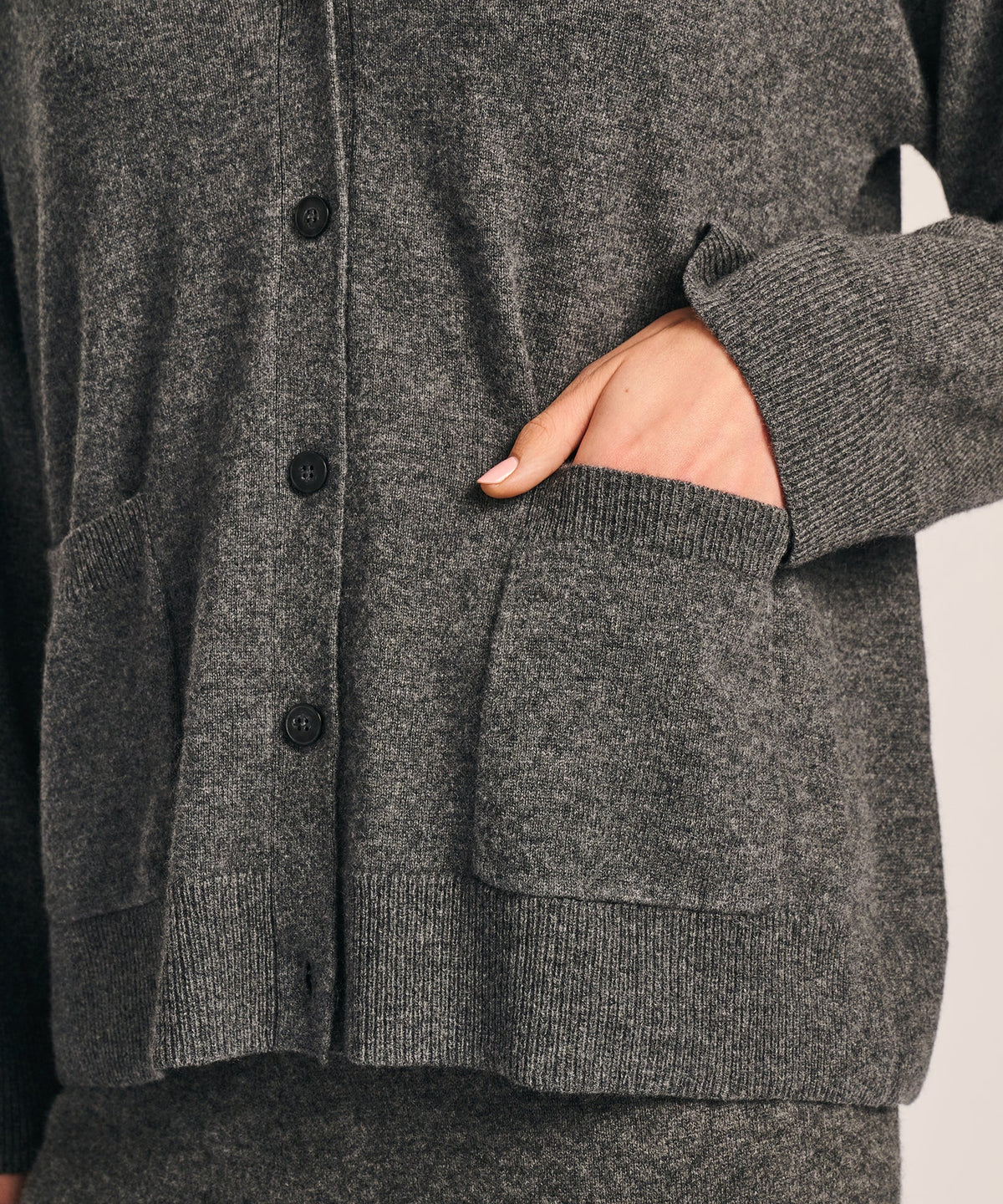 Signature Cashmere Boxy Cardigan