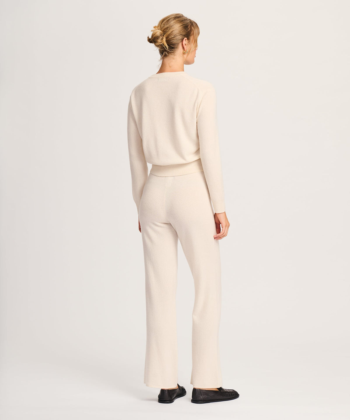 Signature Cashmere Straight Leg Pant