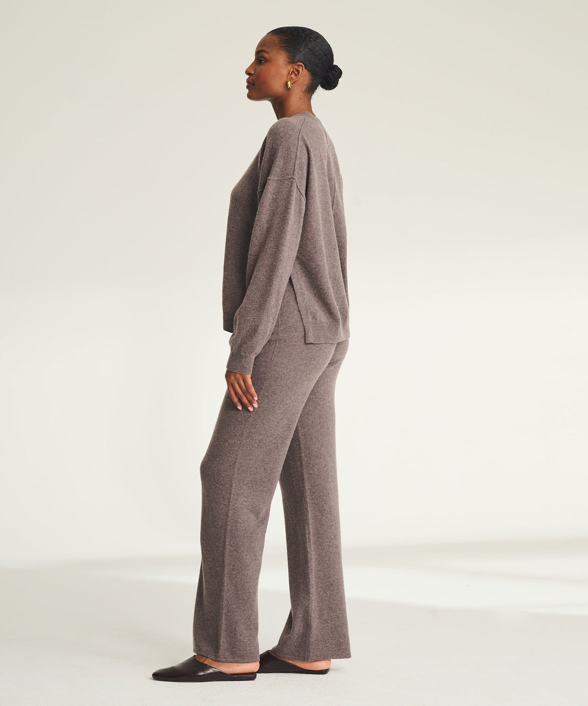 Signature Cashmere Crewneck Sweater with Pintucks