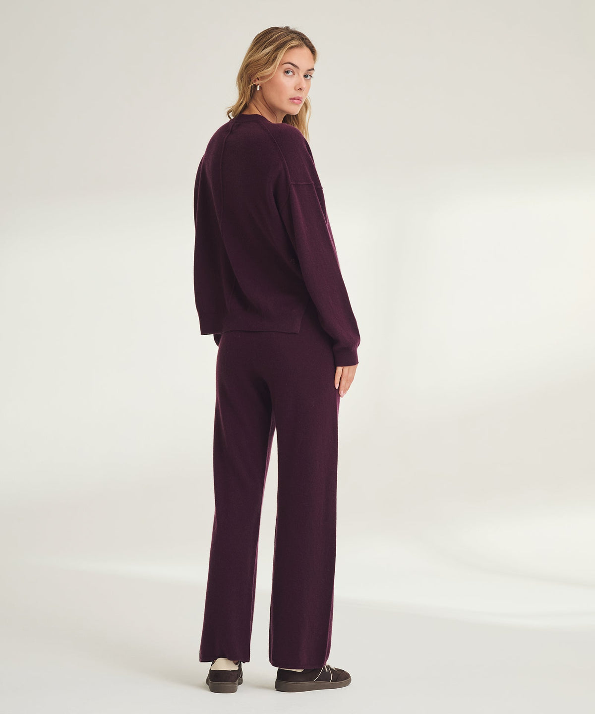 Signature Cashmere Straight Leg Pant