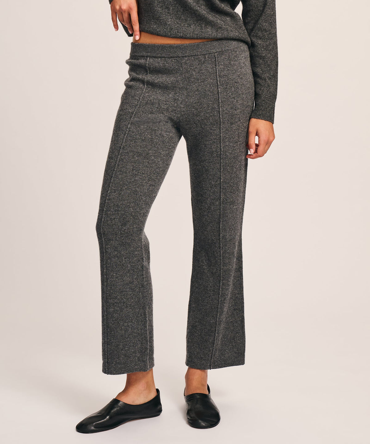 Signature Cashmere Cropped Pant with Pintucks