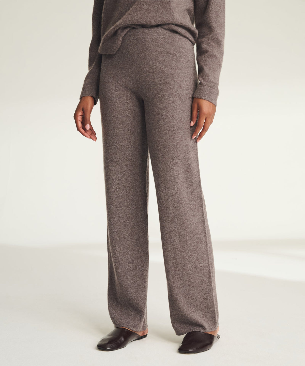 Signature Cashmere Straight Leg Pant