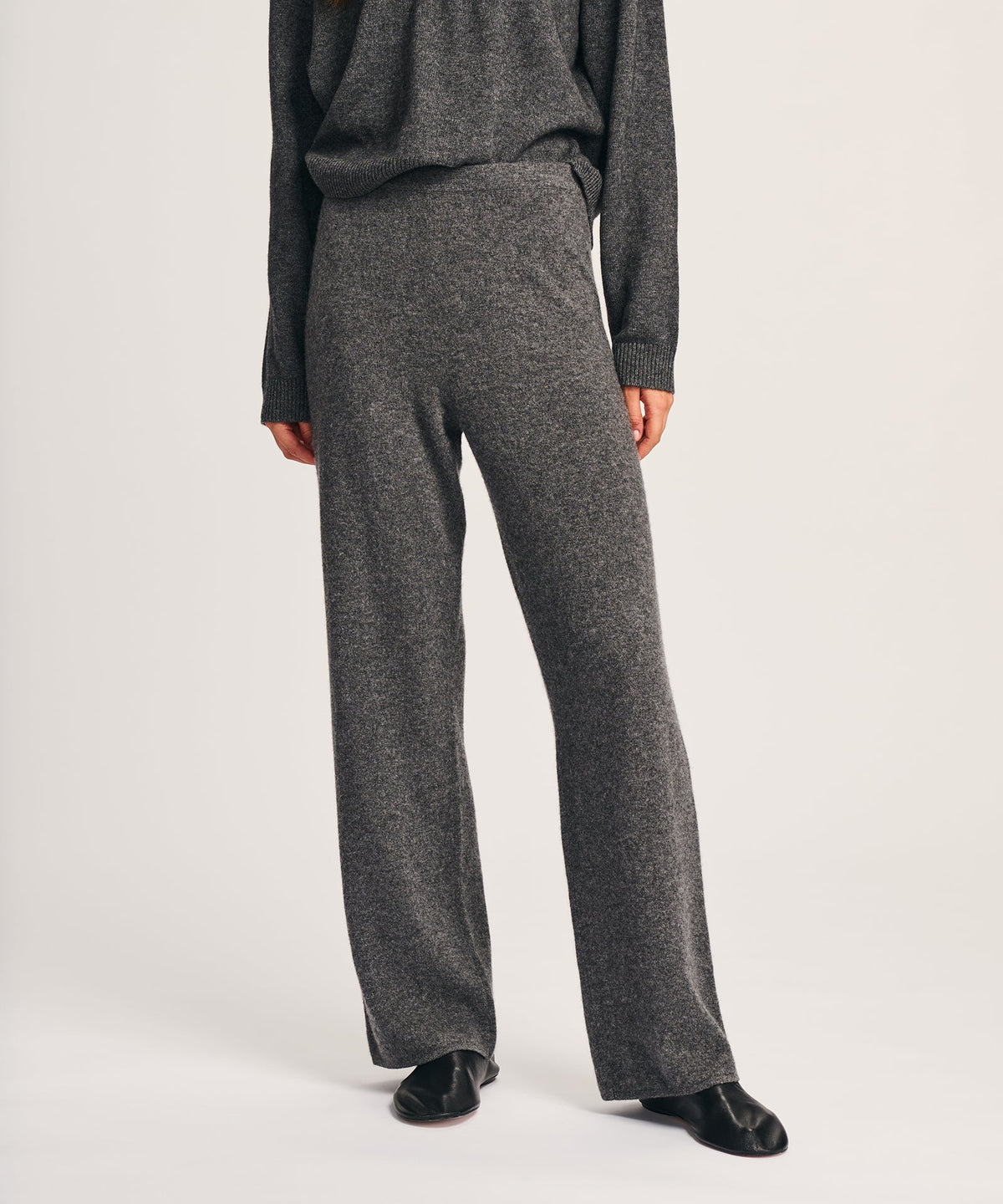Signature Cashmere Straight Leg Pant