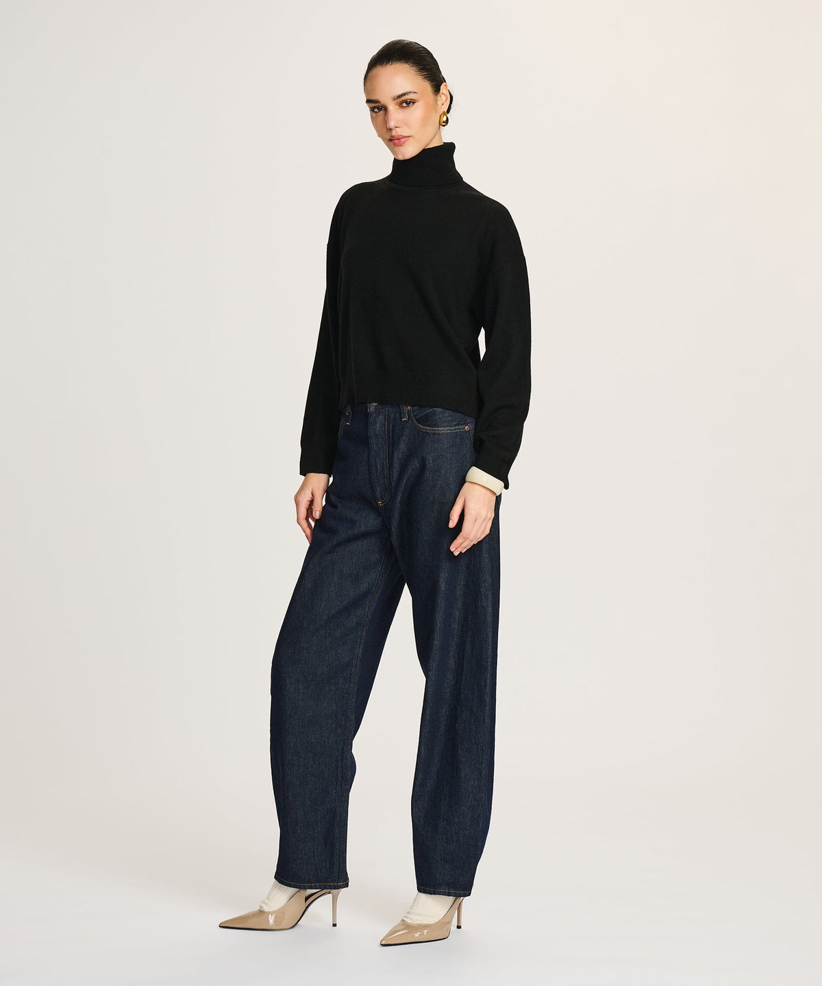 Signature Cashmere Boxy Turtleneck Sweater