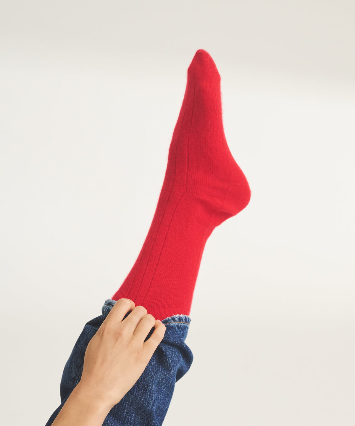 Signature Cashmere Ribbed Socks