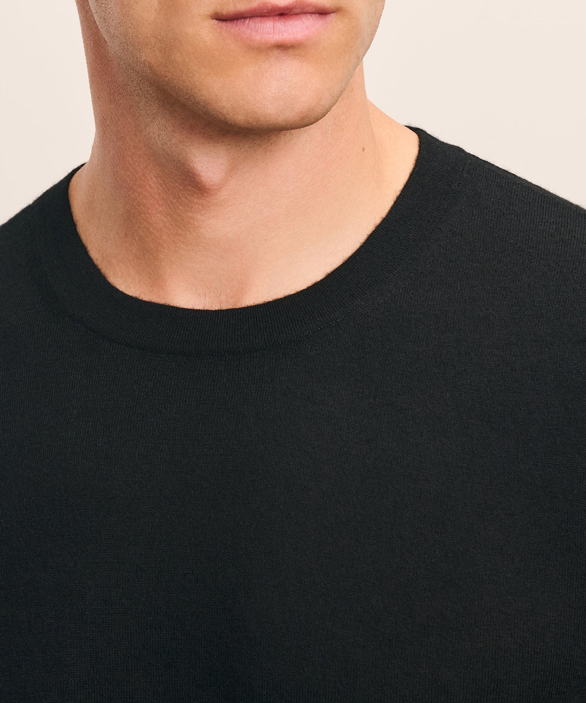 Super Fine Cashmere Long Sleeve Crewneck