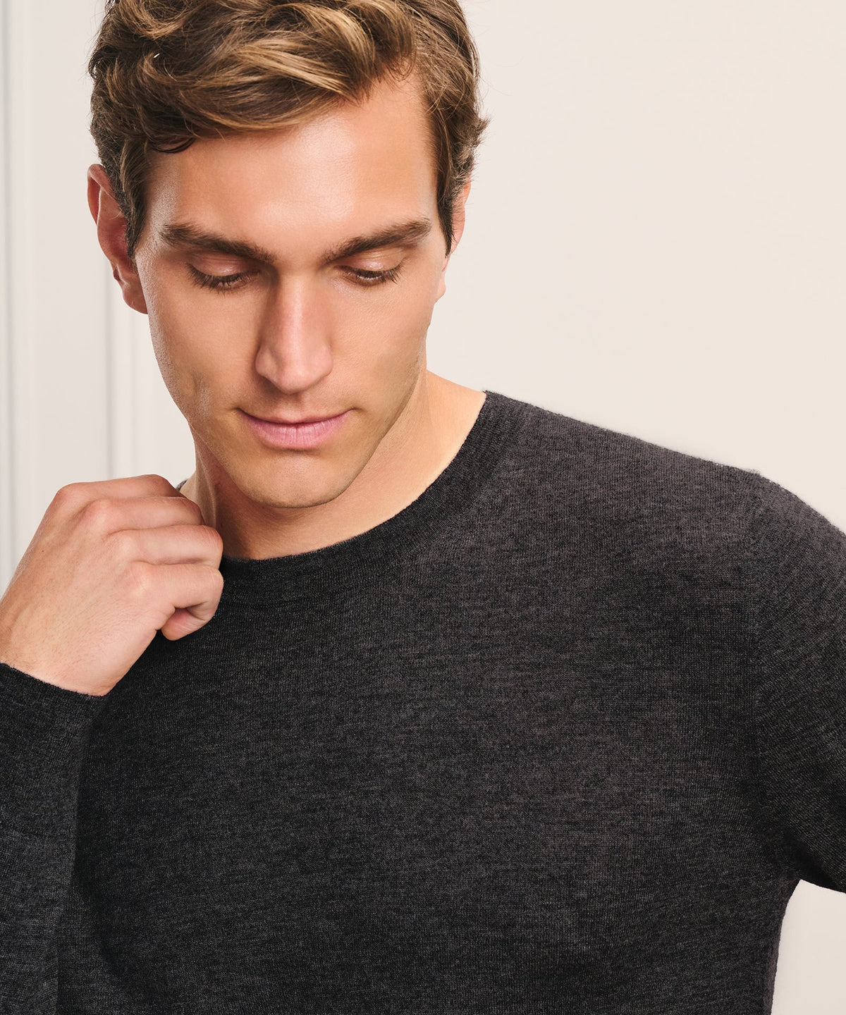 Super Fine Cashmere Long Sleeve Crewneck