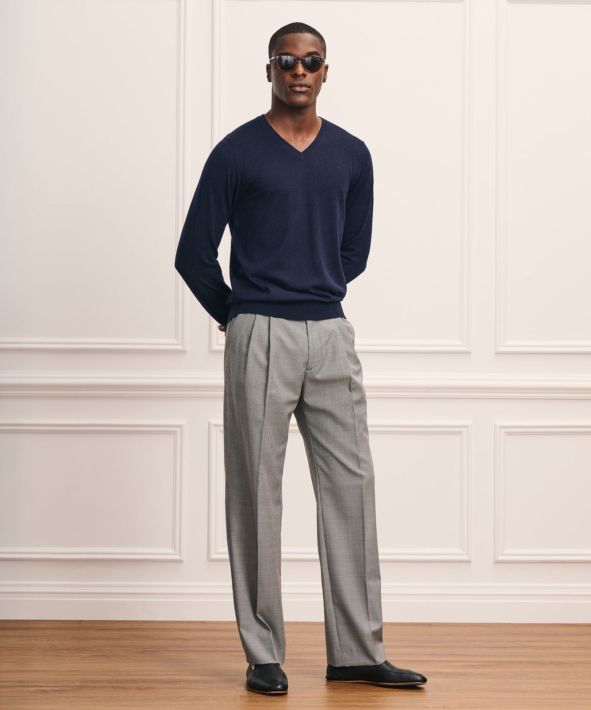 Super Fine Cashmere Long Sleeve V-Neck