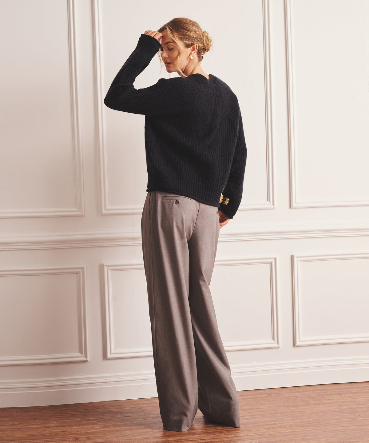 Luxe Cashmere Fisherman V-Neck Sweater