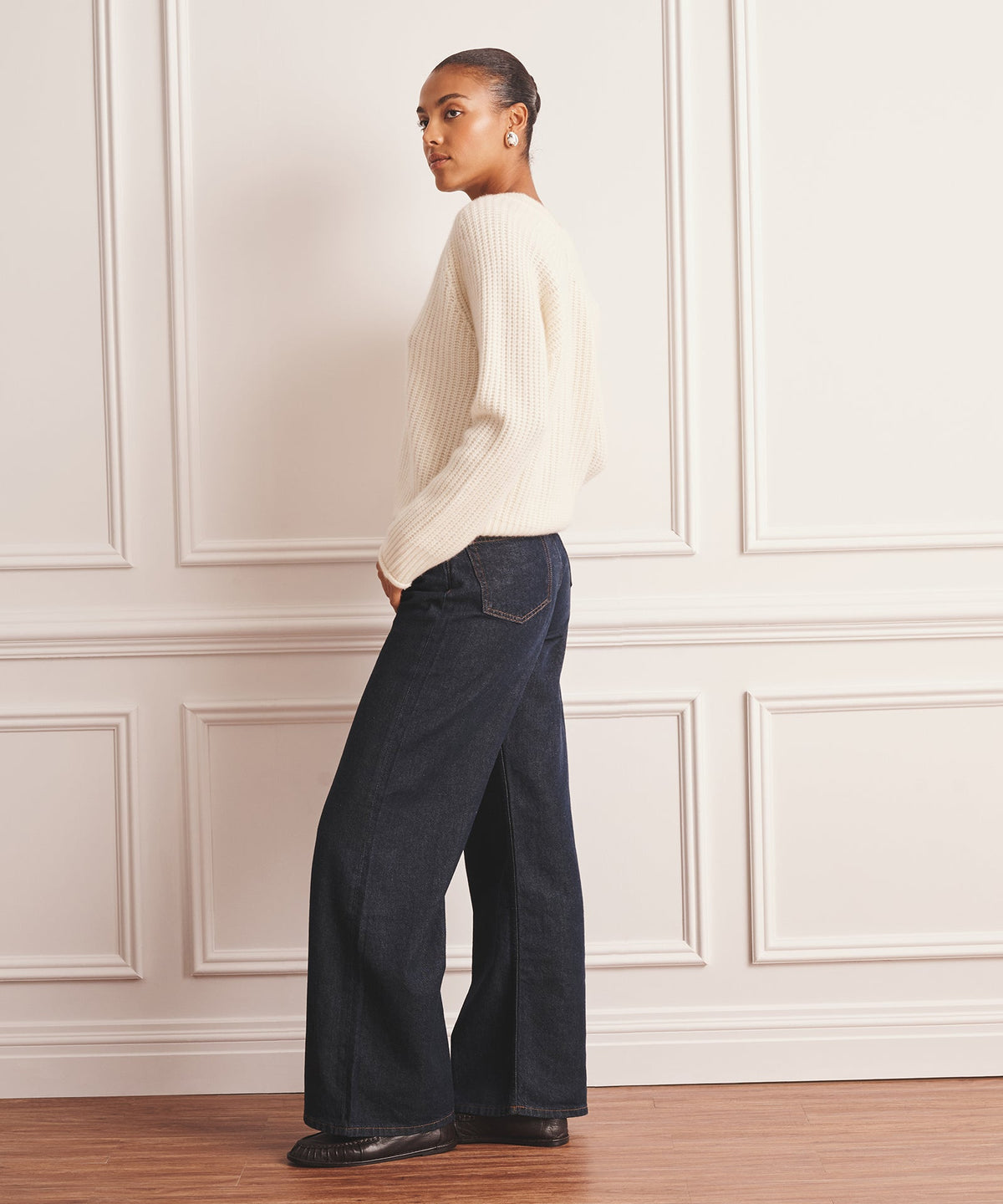 Luxe Cashmere Fisherman V-Neck Sweater