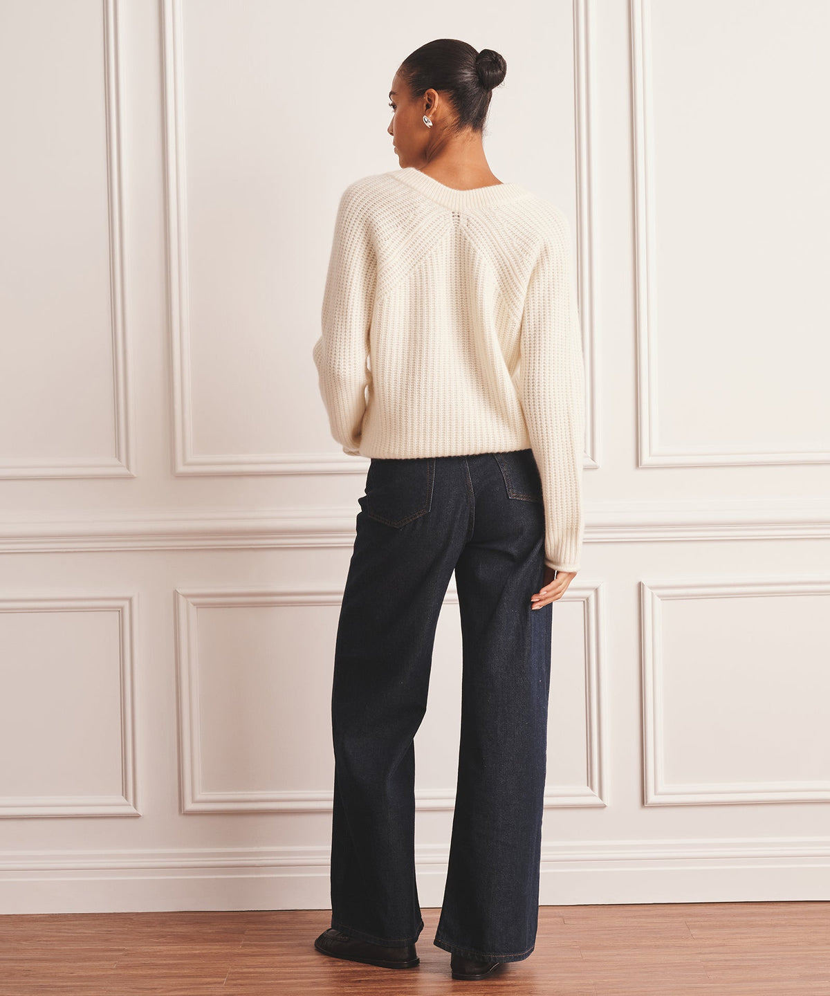 Luxe Cashmere Fisherman V-Neck Sweater
