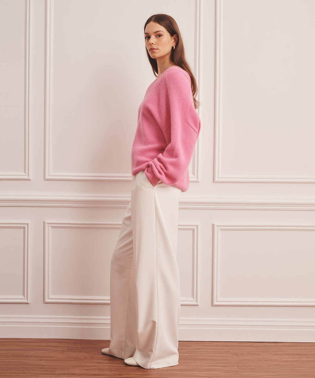 Super Luxe Cashmere V-Neck Sweater
