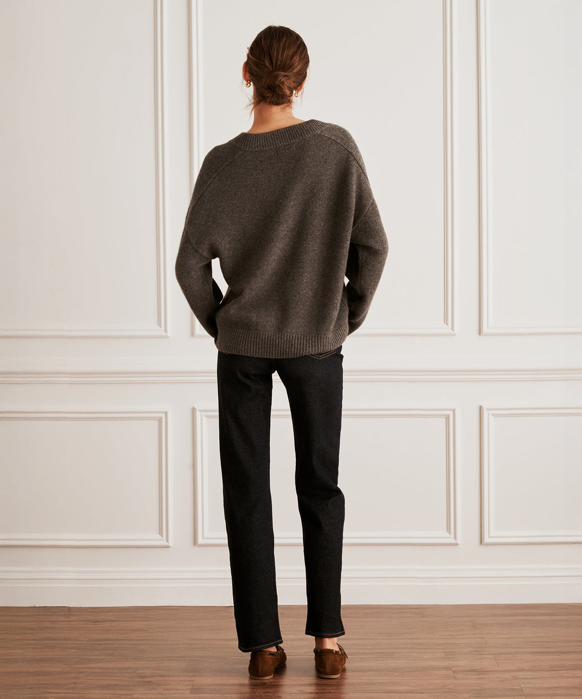 Super Luxe Cashmere V-Neck Sweater