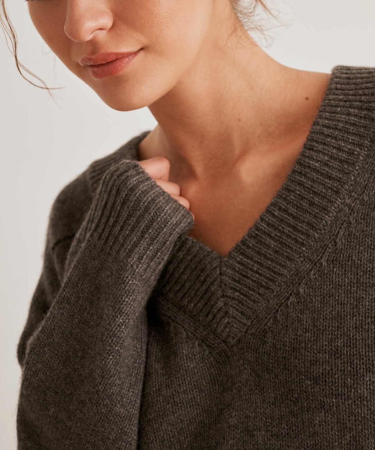 Super Luxe Cashmere V-Neck Sweater