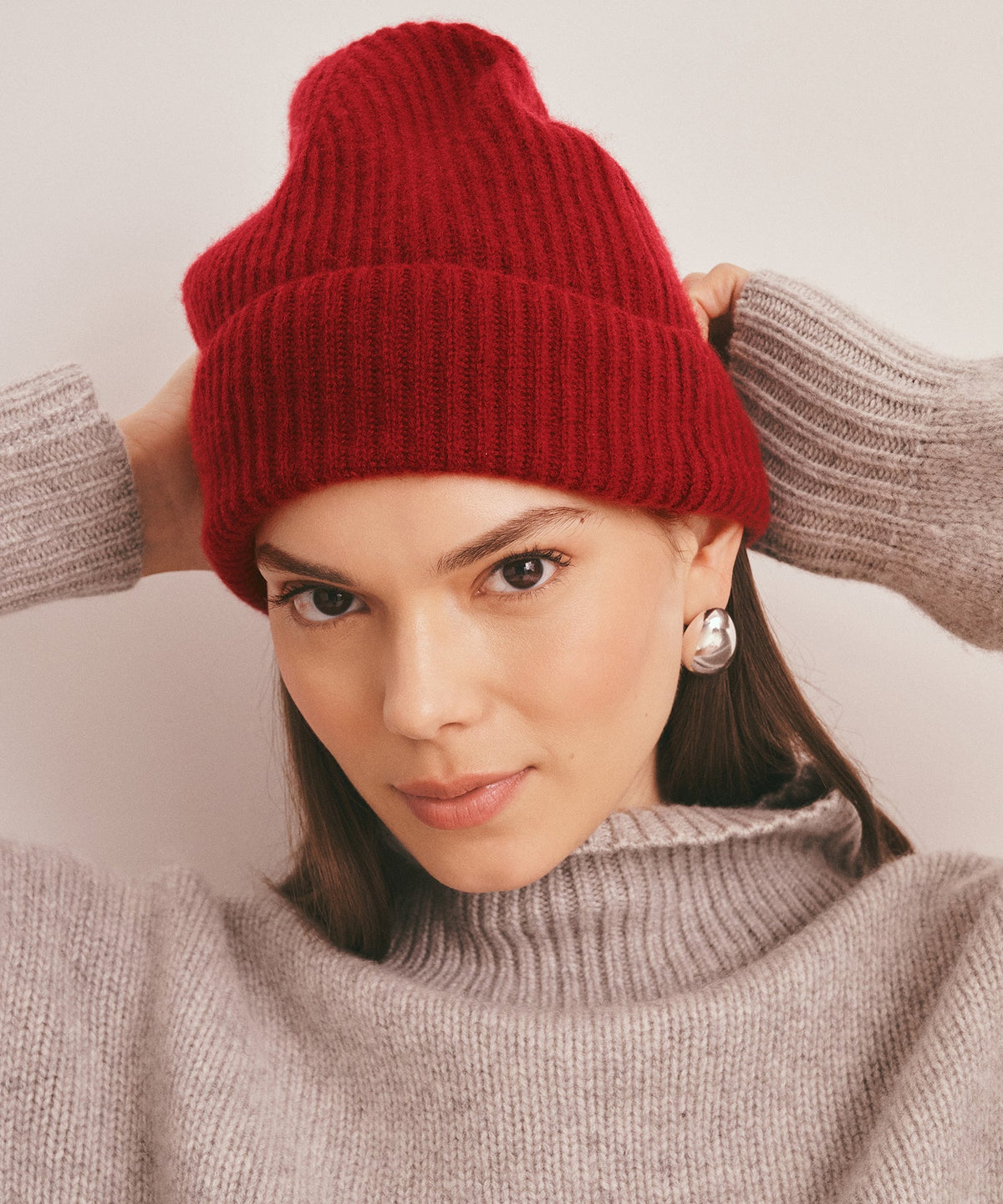 Signature Cashmere Ribbed Beanie